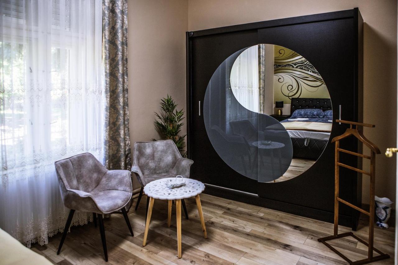 Villa Apartman มาโค ภายนอก รูปภาพ