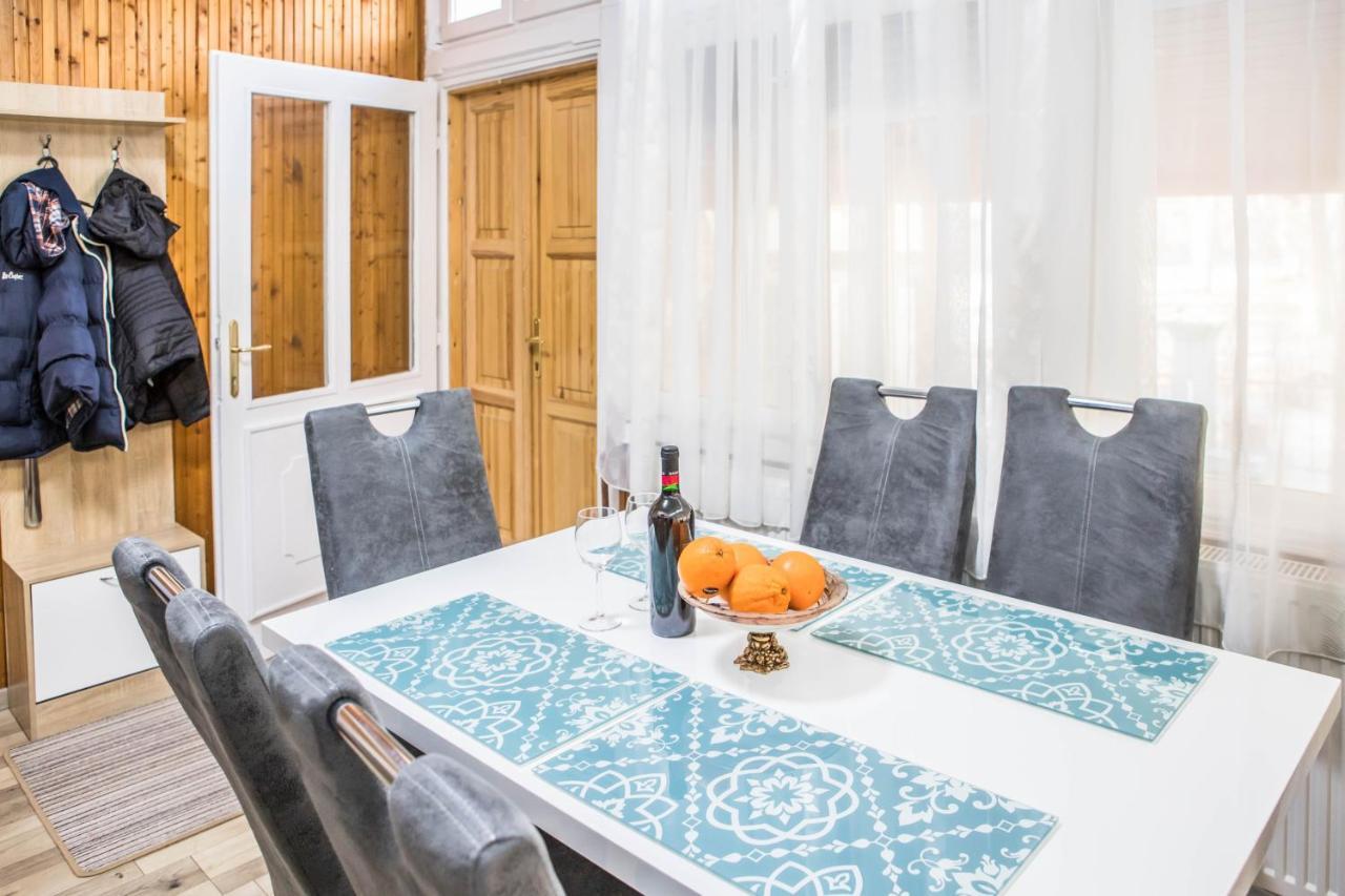 Villa Apartman มาโค ภายนอก รูปภาพ