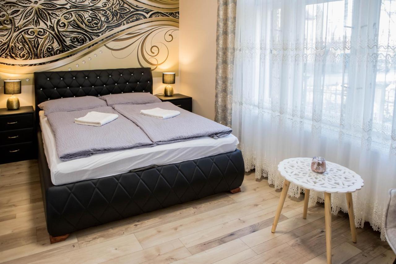 Villa Apartman มาโค ภายนอก รูปภาพ